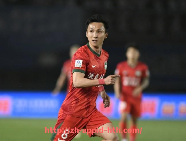 HTH华体会APP下载-上海申花对阵重庆力帆的中超联赛精彩对决